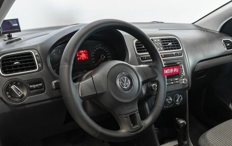Volkswagen Polo VI (EU Market), 2012 год, 780 000 рублей, 5 фотография