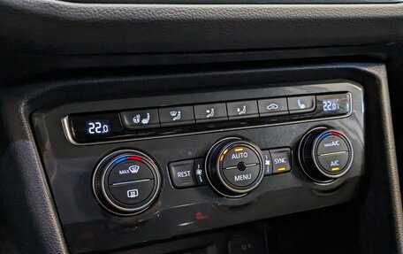 Volkswagen Tiguan II, 2020 год, 3 300 000 рублей, 30 фотография