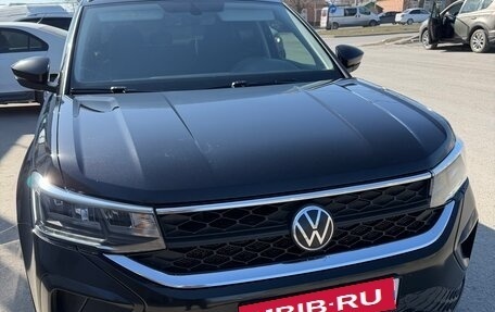 Volkswagen Taos, 2021 год, 2 400 000 рублей, 1 фотография