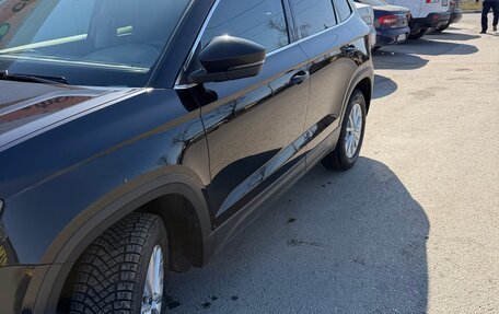 Volkswagen Taos, 2021 год, 2 400 000 рублей, 3 фотография