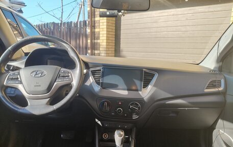 Hyundai Solaris II рестайлинг, 2020 год, 1 270 000 рублей, 19 фотография