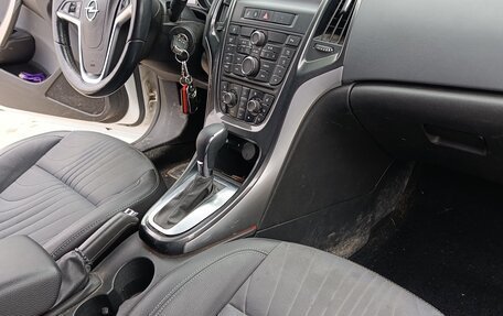 Opel Astra J, 2013 год, 650 000 рублей, 10 фотография