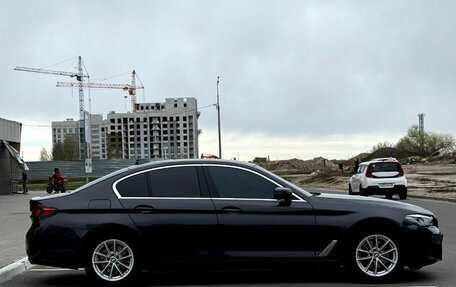 BMW 5 серия, 2020 год, 2 390 000 рублей, 4 фотография