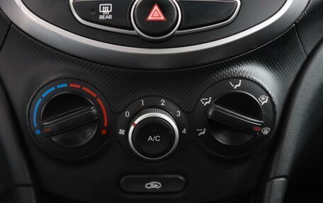 Hyundai Solaris II рестайлинг, 2015 год, 757 000 рублей, 17 фотография