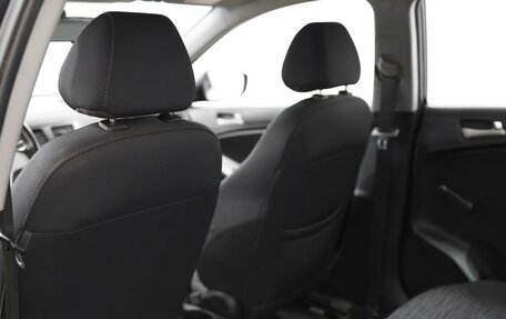 Hyundai Solaris II рестайлинг, 2015 год, 757 000 рублей, 24 фотография