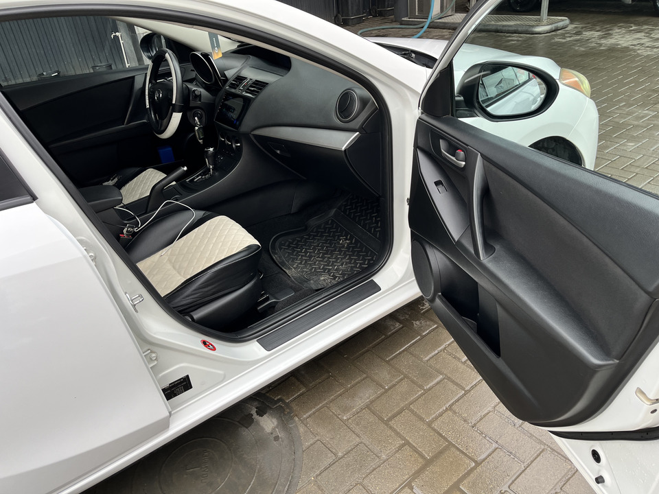 Mazda 3 BL рестайлинг, 2012 год, 750 000 рублей, 11 фотография