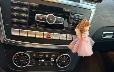 Mercedes-Benz M-Класс, 2012 год, 2 350 000 рублей, 13 фотография