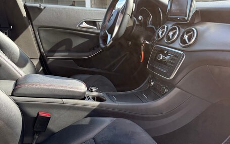 Mercedes-Benz CLA, 2014 год, 1 850 000 рублей, 13 фотография