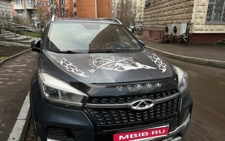 Chery Tiggo 4 I рестайлинг, 2021 год, 1 000 000 рублей, 5 фотография