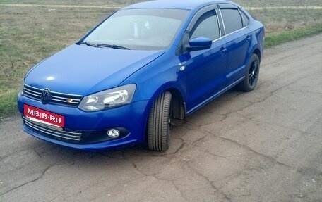 Volkswagen Polo VI (EU Market), 2012 год, 685 000 рублей, 2 фотография