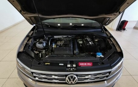 Volkswagen Tiguan II, 2019 год, 2 247 000 рублей, 11 фотография