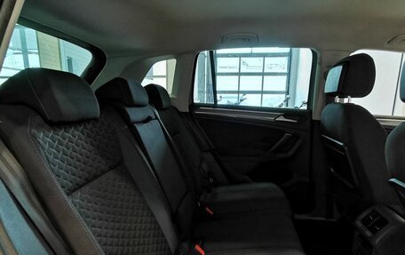 Volkswagen Tiguan II, 2019 год, 2 247 000 рублей, 16 фотография