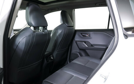 Toyota RAV4, 2025 год, 4 660 000 рублей, 11 фотография