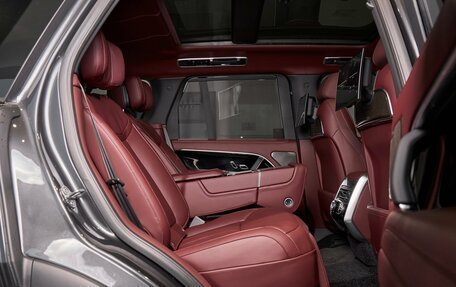 Land Rover Range Rover IV рестайлинг, 2025 год, 24 200 000 рублей, 12 фотография