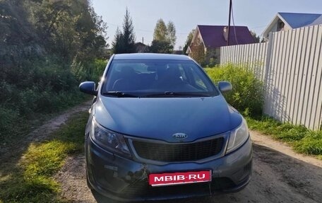 KIA Rio III рестайлинг, 2013 год, 450 000 рублей, 1 фотография