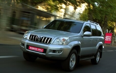 Toyota Land Cruiser Prado 120 рестайлинг, 2006 год, 1 700 000 рублей, 1 фотография
