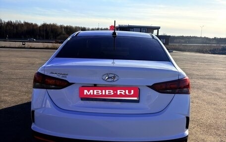 Hyundai Solaris II рестайлинг, 2021 год, 1 590 000 рублей, 10 фотография