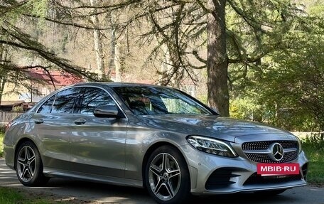 Mercedes-Benz C-Класс, 2019 год, 2 300 000 рублей, 3 фотография
