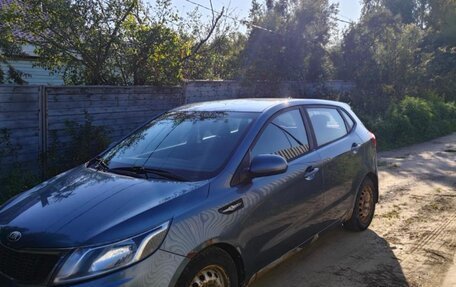 KIA Rio III рестайлинг, 2013 год, 450 000 рублей, 2 фотография