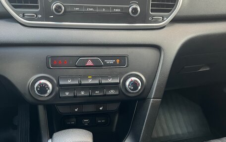 KIA Sportage IV рестайлинг, 2020 год, 2 900 000 рублей, 22 фотография