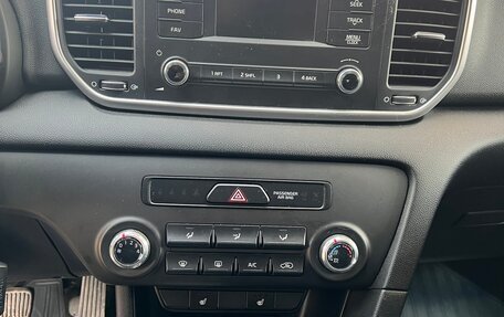 KIA Sportage IV рестайлинг, 2020 год, 2 900 000 рублей, 33 фотография