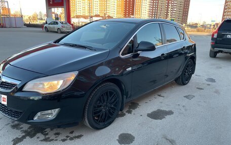 Opel Astra J, 2012 год, 750 000 рублей, 3 фотография