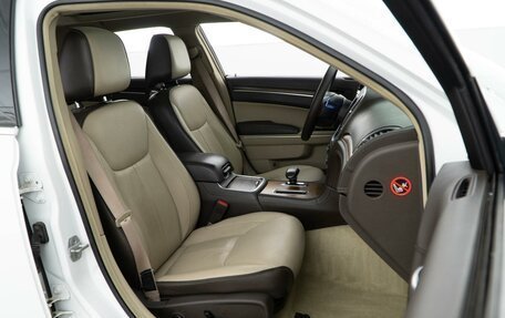 Chrysler 300C II, 2012 год, 1 899 050 рублей, 8 фотография