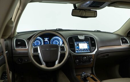 Chrysler 300C II, 2012 год, 1 899 050 рублей, 6 фотография