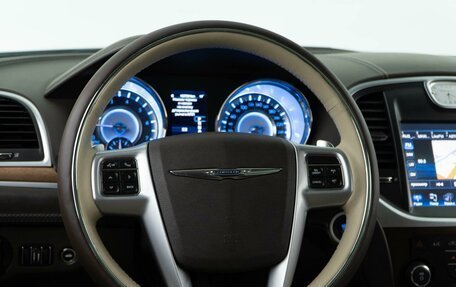 Chrysler 300C II, 2012 год, 1 899 050 рублей, 14 фотография