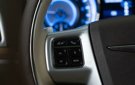 Chrysler 300C II, 2012 год, 1 899 050 рублей, 15 фотография