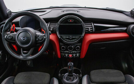 MINI Hatch, 2020 год, 3 340 000 рублей, 13 фотография