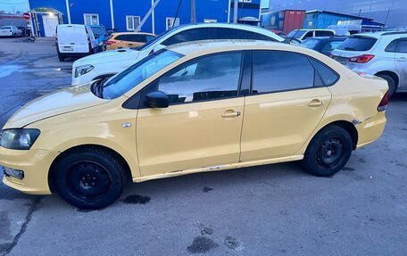 Volkswagen Polo VI (EU Market), 2018 год, 400 000 рублей, 2 фотография