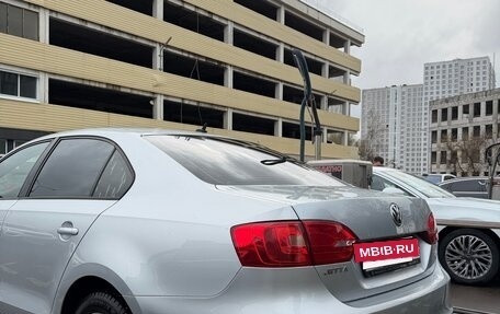 Volkswagen Jetta VI, 2014 год, 900 000 рублей, 5 фотография