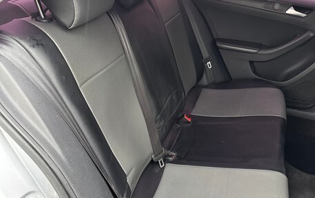 Volkswagen Jetta VI, 2014 год, 900 000 рублей, 15 фотография