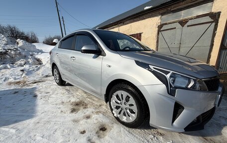 KIA Rio IV, 2021 год, 1 870 000 рублей, 3 фотография