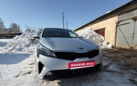 KIA Rio IV, 2021 год, 1 870 000 рублей, 2 фотография