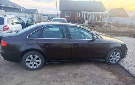 Audi A4, 2011 год, 880 000 рублей, 2 фотография