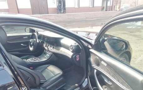 Mercedes-Benz E-Класс, 2017 год, 1 750 000 рублей, 7 фотография