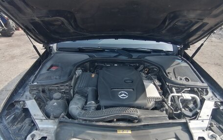 Mercedes-Benz E-Класс, 2017 год, 1 750 000 рублей, 6 фотография