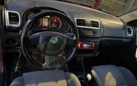 Skoda Fabia II, 2010 год, 555 000 рублей, 7 фотография