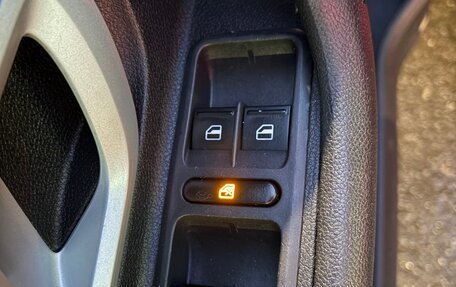 Skoda Fabia II, 2010 год, 555 000 рублей, 6 фотография