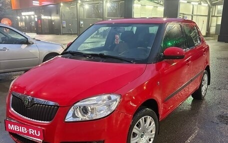 Skoda Fabia II, 2010 год, 555 000 рублей, 2 фотография