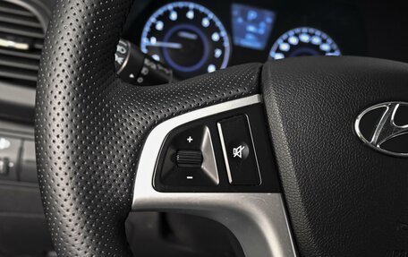 Hyundai Solaris II рестайлинг, 2013 год, 939 000 рублей, 18 фотография