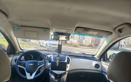 Chevrolet Cruze II, 2013 год, 700 000 рублей, 5 фотография