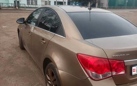 Chevrolet Cruze II, 2013 год, 700 000 рублей, 3 фотография