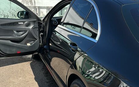 Mercedes-Benz E-Класс, 2021 год, 3 599 999 рублей, 4 фотография