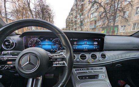 Mercedes-Benz E-Класс, 2021 год, 3 599 999 рублей, 10 фотография