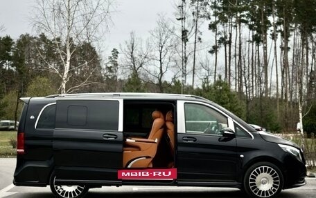 Mercedes-Benz V-Класс, 2021 год, 7 900 000 рублей, 6 фотография