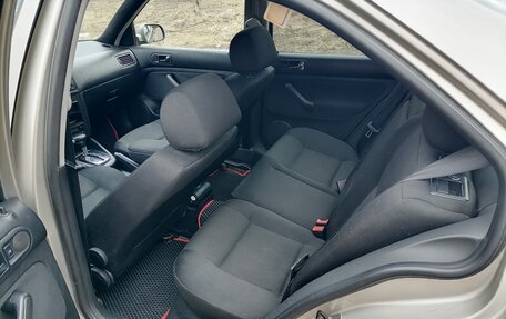 Volkswagen Bora, 2004 год, 310 000 рублей, 9 фотография