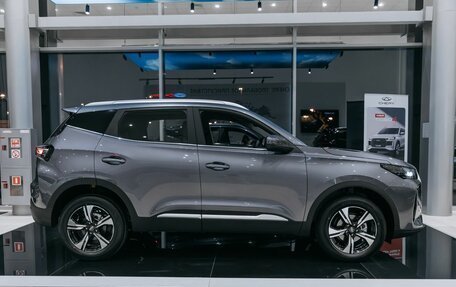 Chery Tiggo 4 I рестайлинг, 2025 год, 2 039 000 рублей, 4 фотография